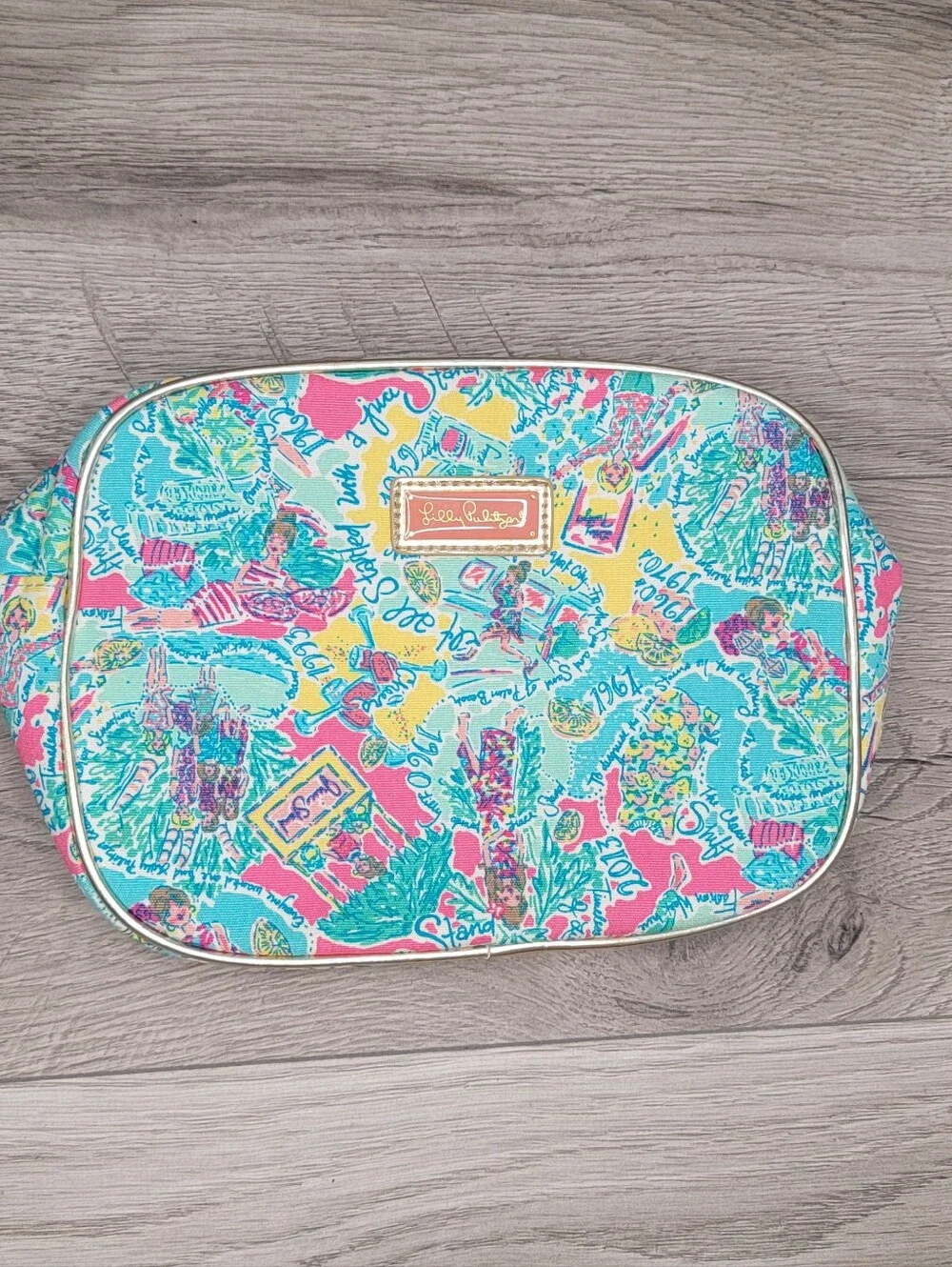 Rare Lilly Pulitzer All Done Up Makeup Bag in Multicolor In The Beginning NWOT